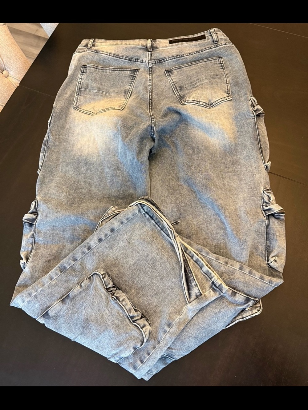Baggy Denim Cargo Jean - Picture 5 of 11